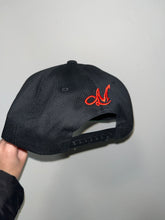 Load image into Gallery viewer, Flat Snapback Trucker Cap De La Finikera
