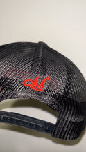 Load and play video in Gallery viewer, Curved Fitted Mesh Back Cap De La Finikera
